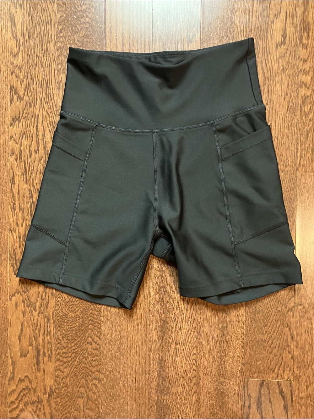 HYPE Women’s High-Waist Black Active Shorts